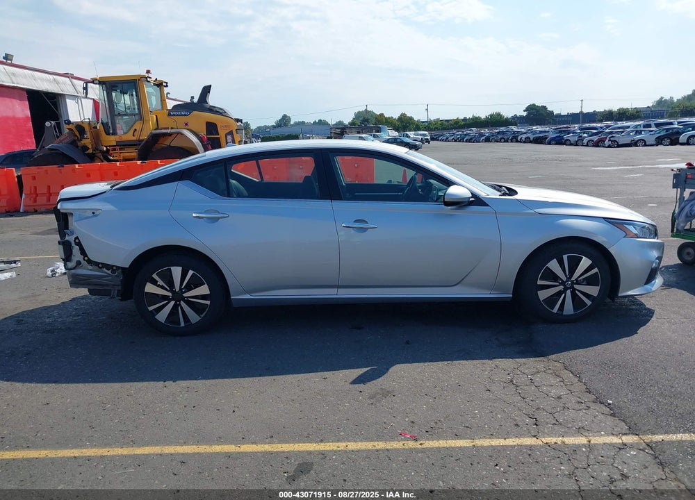 2021 NISSAN ALTIMA SV FWD VIN: 1N4BL4DV1MN364147