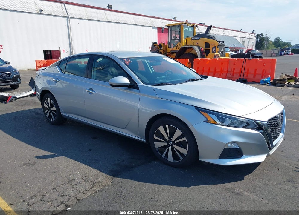 2021 NISSAN ALTIMA SV FWD VIN: 1N4BL4DV1MN364147