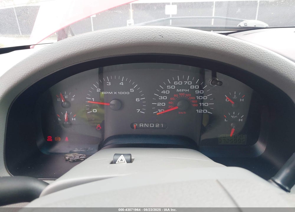 2005 FORD F-150 LARIAT/XLT VIN: 1FTPW12575KF01829