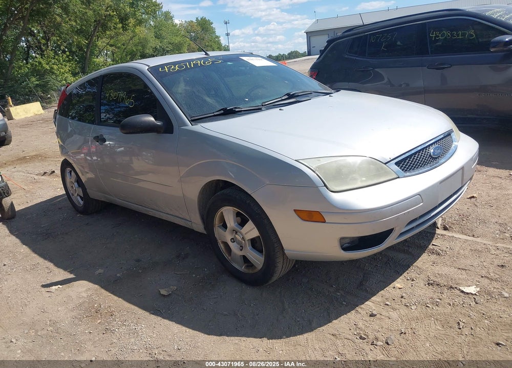 2007 FORD FOCUS VIN: 1FAFP31N27W218083