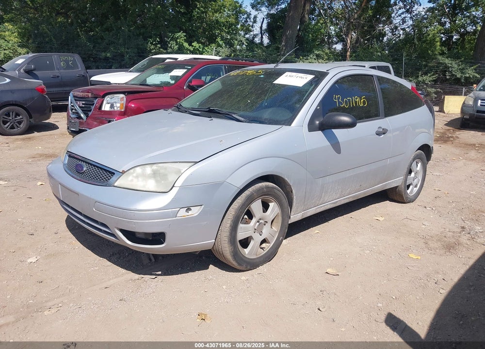 2007 FORD FOCUS VIN: 1FAFP31N27W218083