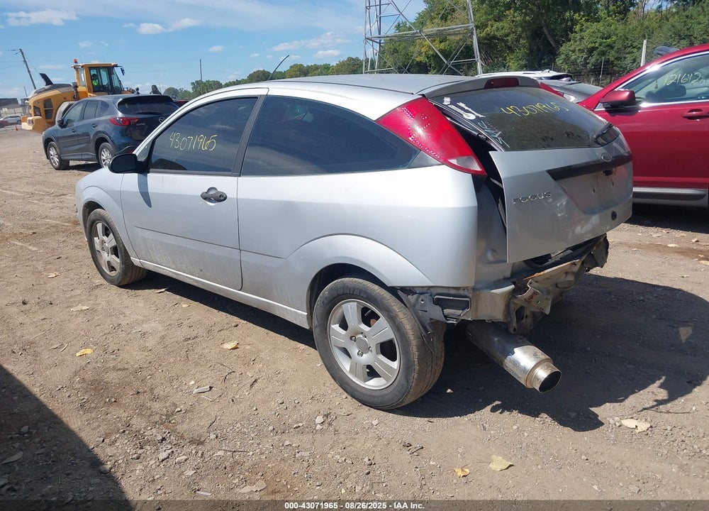 2007 FORD FOCUS VIN: 1FAFP31N27W218083