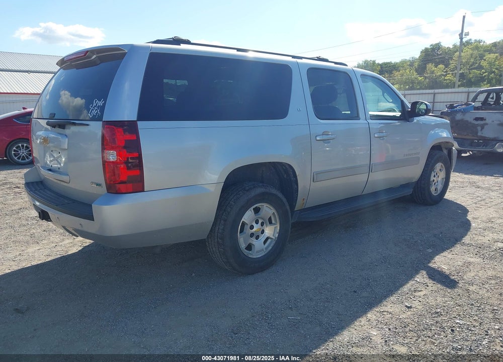 2011 CHEVROLET SUBURBAN 1500 LT1 VIN: 1GNSKJE31BR112484