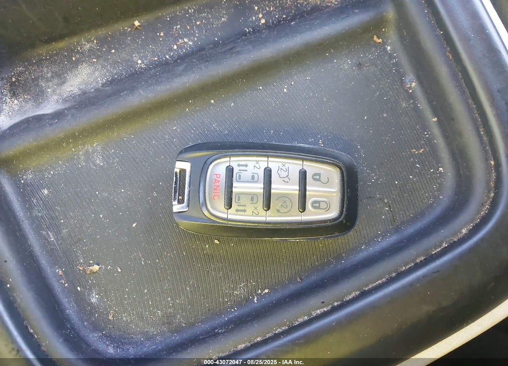 2020 CHRYSLER PACIFICA TOURING L VIN: 2C4RC1BG3LR125695