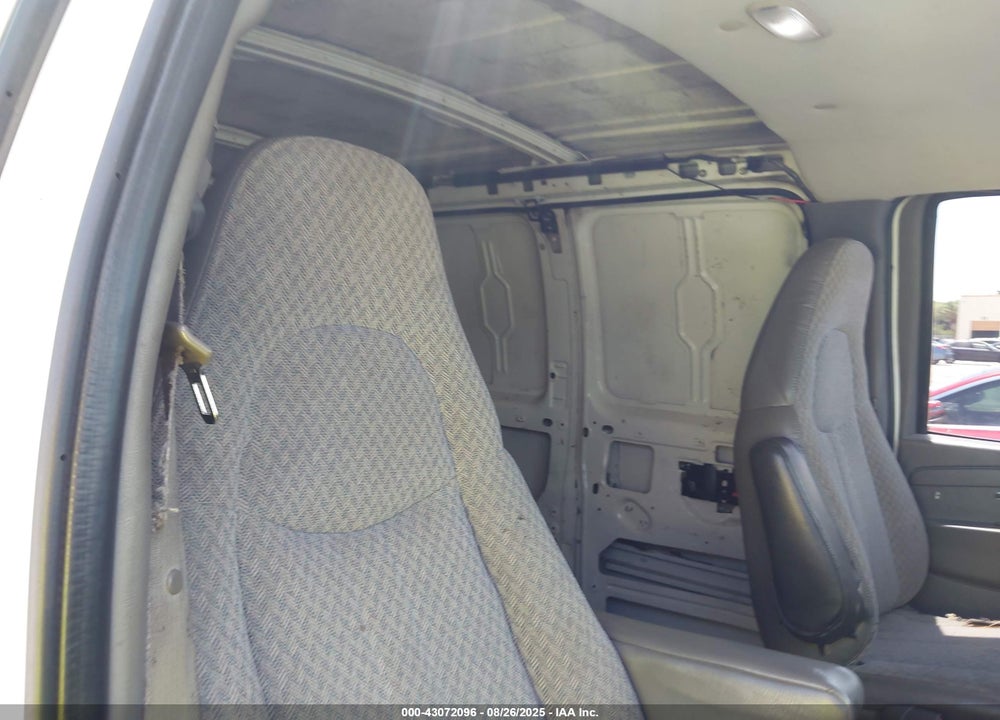2007 CHEVROLET EXPRESS WORK VAN VIN: 1GCFG15X271134465