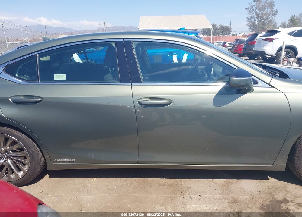 2019 LEXUS ES 300H VIN: JTHB21B14K2007649