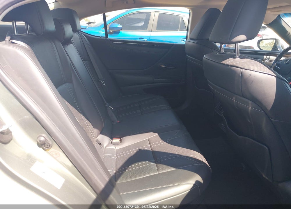 2019 LEXUS ES 300H VIN: JTHB21B14K2007649