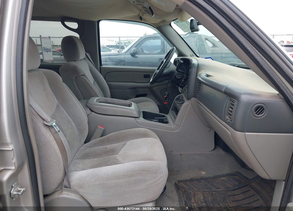 2005 CHEVROLET AVALANCHE 1500 LS VIN: 3GNEC12Z55G152056