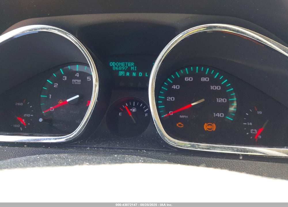 2009 CHEVROLET TRAVERSE LT VIN: 1GNEV23D69S171846