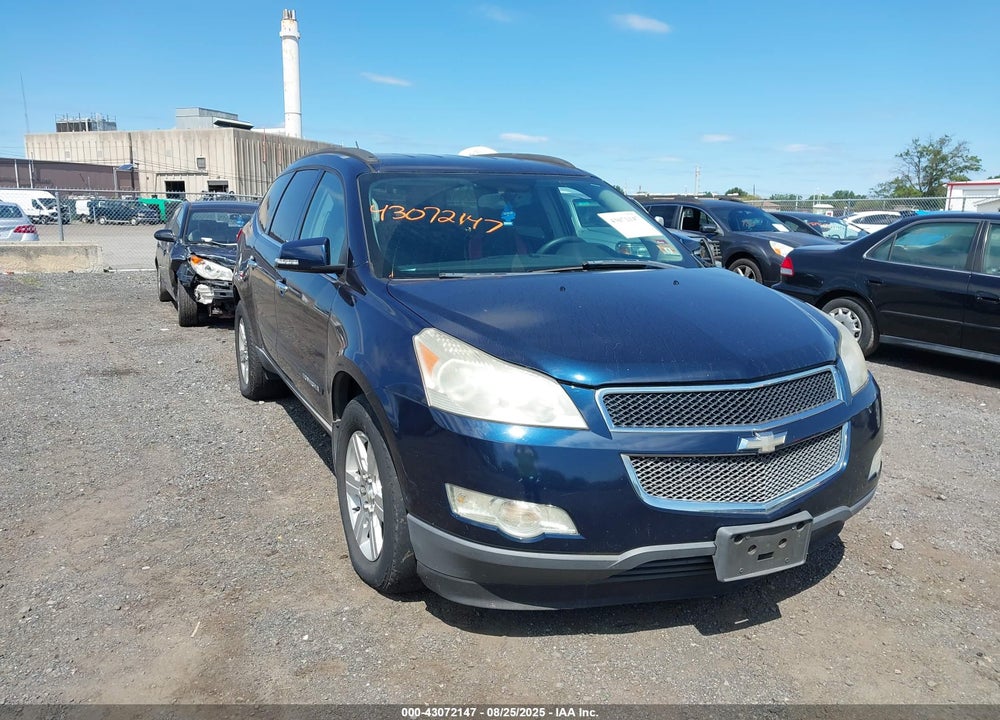 2009 CHEVROLET TRAVERSE LT VIN: 1GNEV23D69S171846