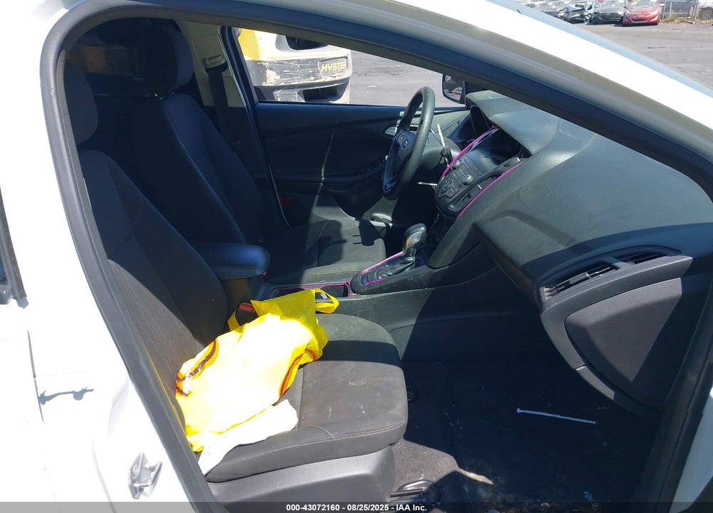 2018 FORD FOCUS VIN: 1FADP3F25JL205374