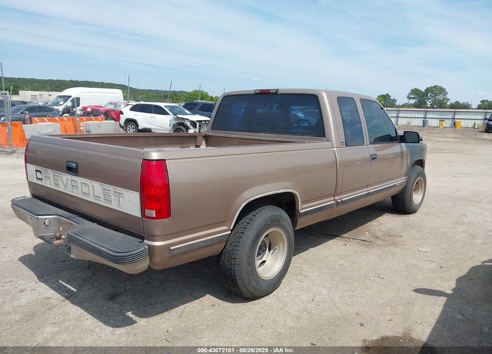1996 CHEVROLET GMT-400 C1500 VIN: 2GCEC19R4T1235093