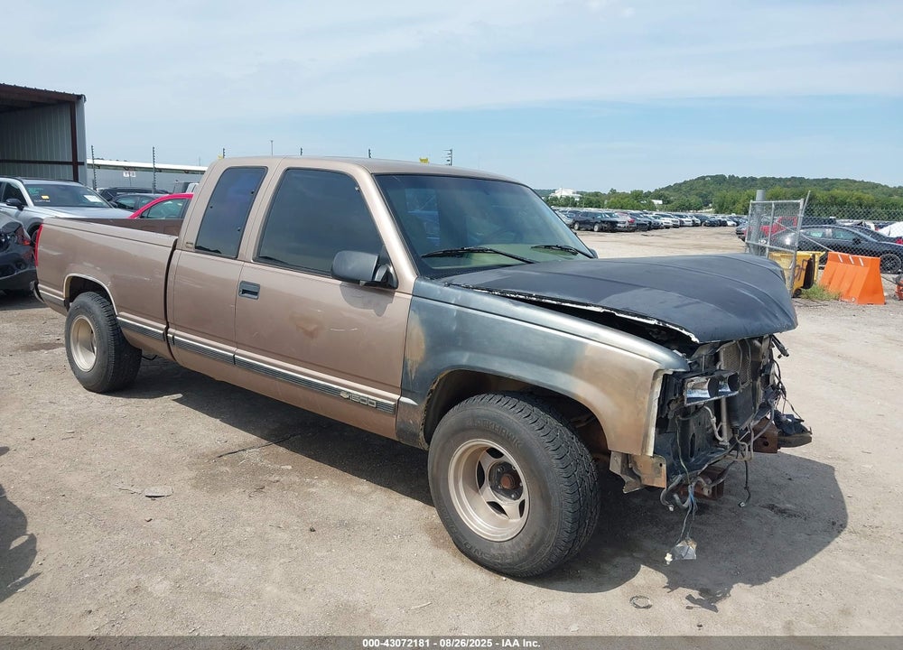 1996 CHEVROLET GMT-400 C1500 VIN: 2GCEC19R4T1235093