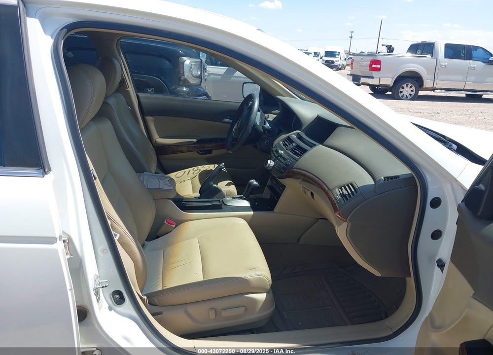 2009 HONDA ACCORD VIN: 1HGCP36889A049933