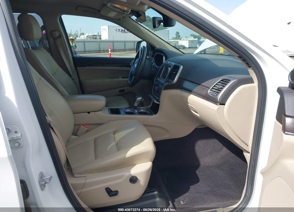 2018 JEEP GRAND CHEROKEE VIN: 1C4RJEBGXJC212500