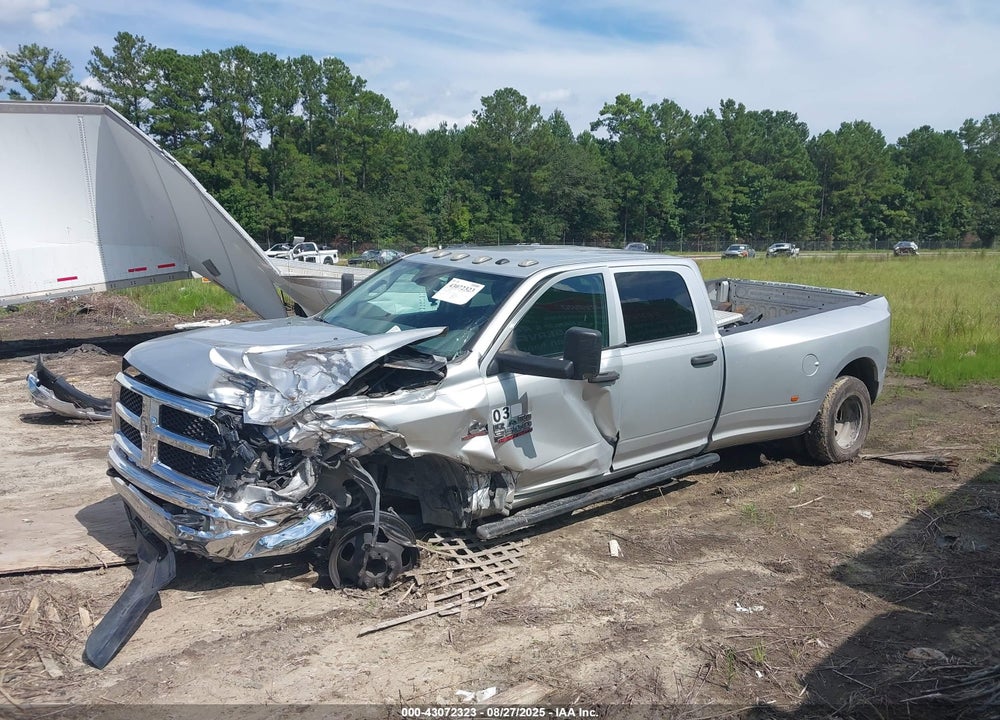 2018 RAM 3500 TRADESMAN  4X2 8' BOX VIN: 3C63RPGLXJG383669