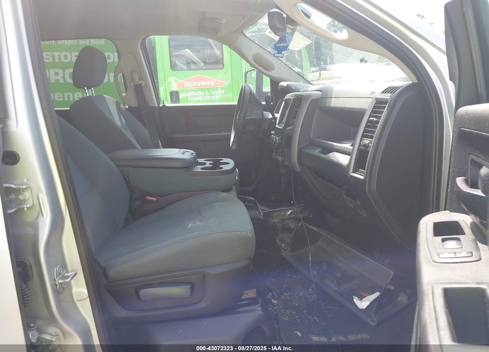 2018 RAM 3500 TRADESMAN  4X2 8' BOX VIN: 3C63RPGLXJG383669