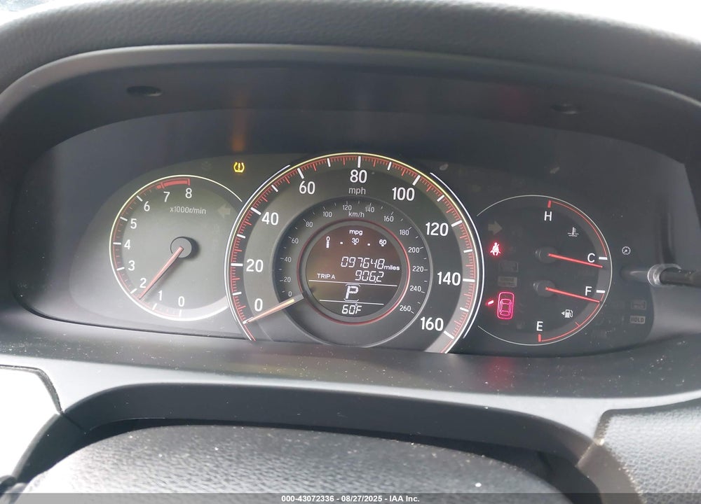 2017 HONDA ACCORD VIN: 1HGCR2F13HA048176