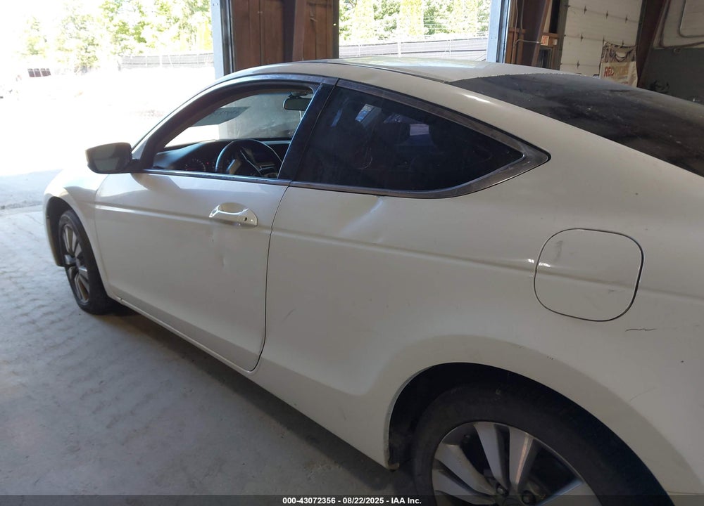 2009 HONDA ACCORD VIN: 1HGCS12719A025103