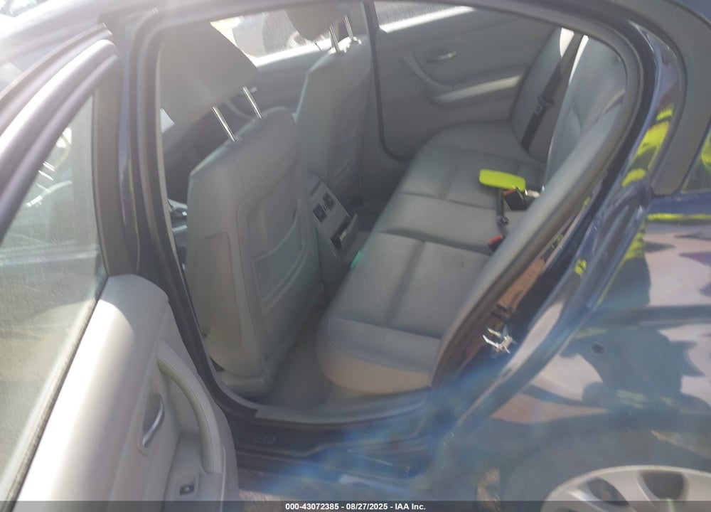 2006 BMW 325XI VIN: WBAVD13546KV06853