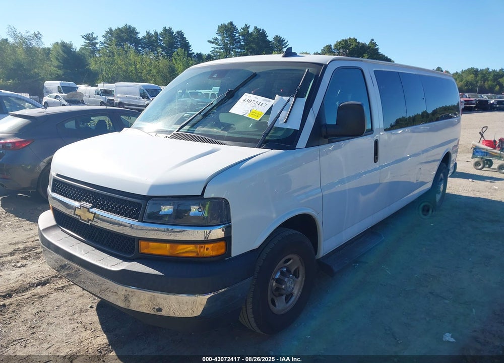 2020 CHEVROLET EXPRESS PASSENGER RWD 3500 EXTENDED WHEELBASE LT VIN: 1GAZGPFG1L1127444