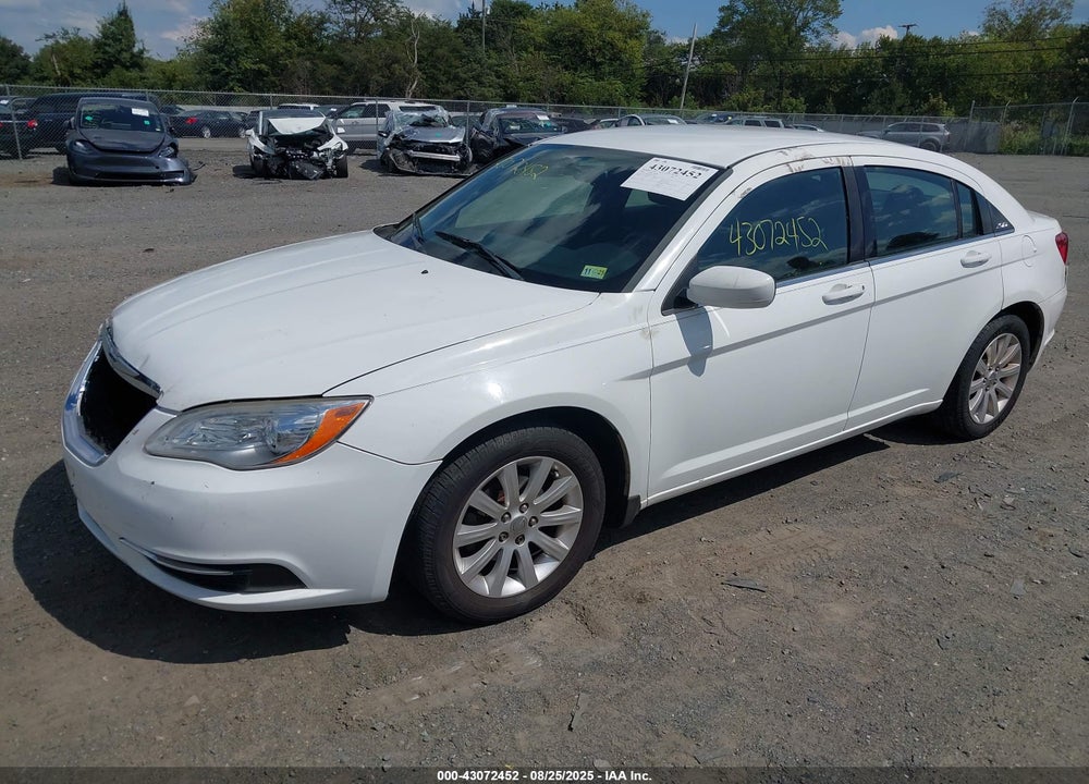 2012 CHRYSLER 200 VIN: 1C3CCBBB6CN130536