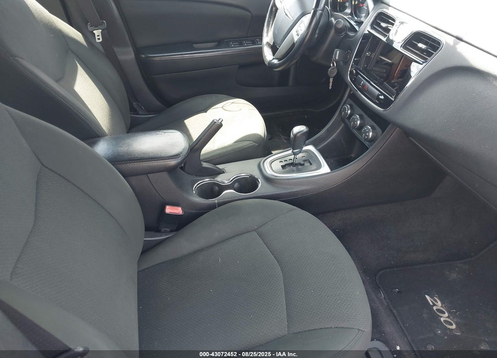 2012 CHRYSLER 200 VIN: 1C3CCBBB6CN130536