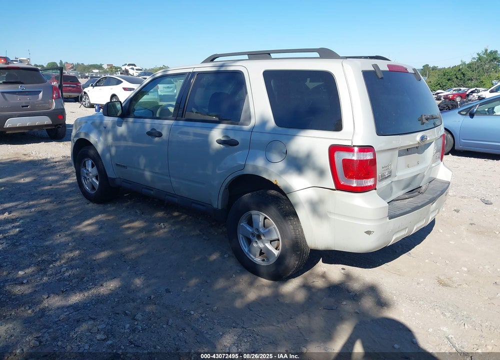 2008 FORD ESCAPE XLT VIN: 1FMCU93128KD99824
