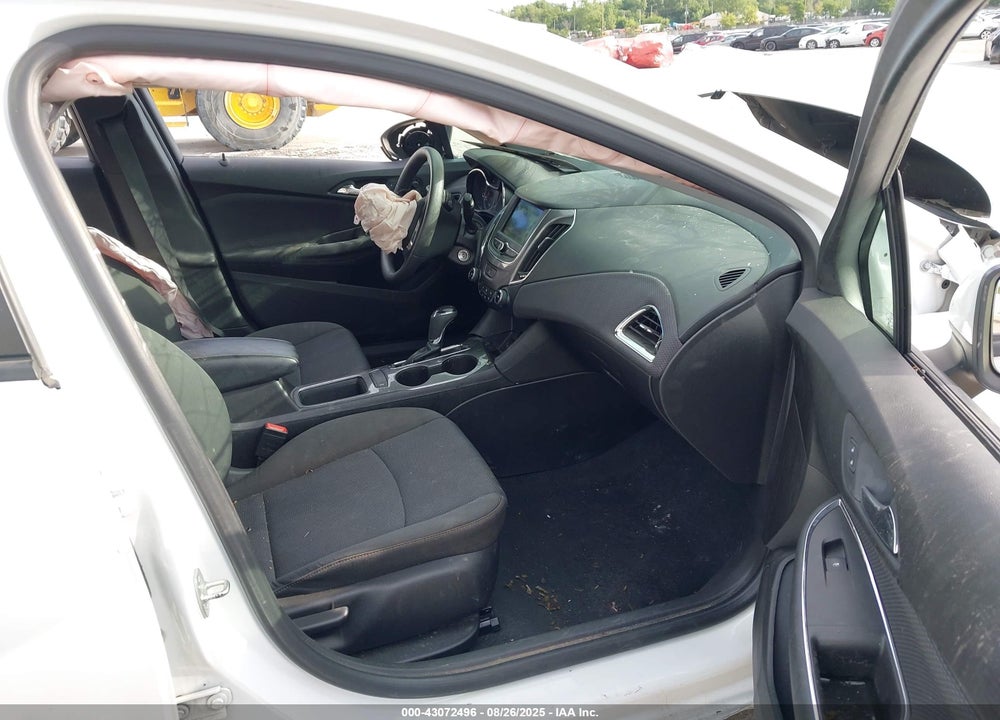 2019 CHEVROLET CRUZE VIN: 1G1BC5SM4K7135143