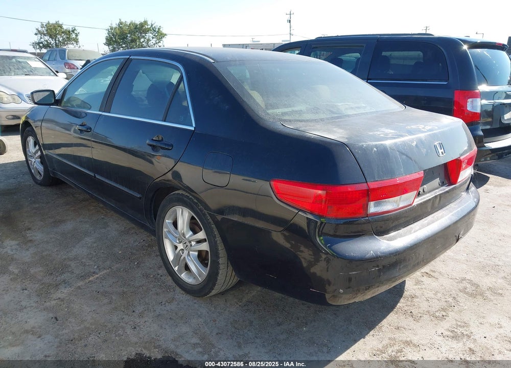 2005 HONDA ACCORD 2.4 LX VIN: 1HGCM56425A093440