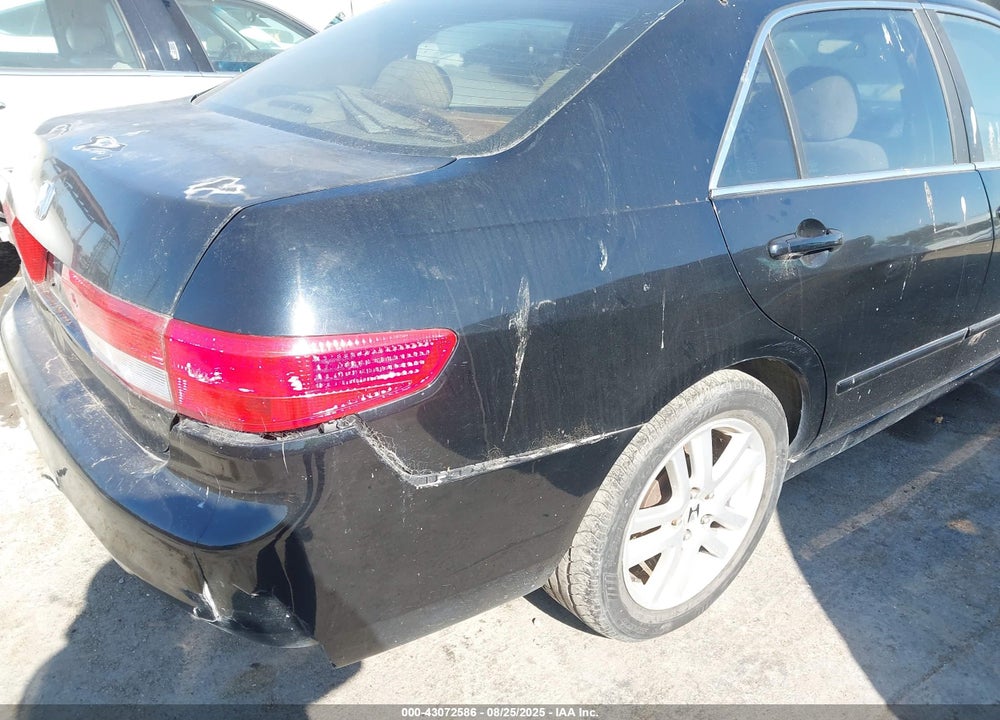 2005 HONDA ACCORD 2.4 LX VIN: 1HGCM56425A093440