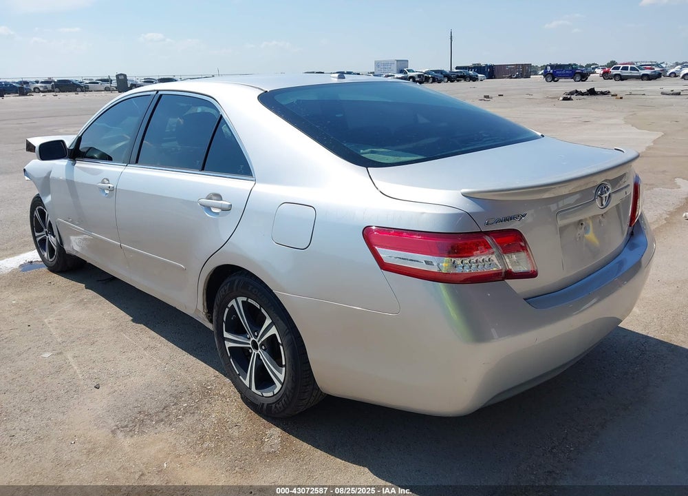 2011 TOYOTA CAMRY VIN: 4T1BF3EK1BU126183