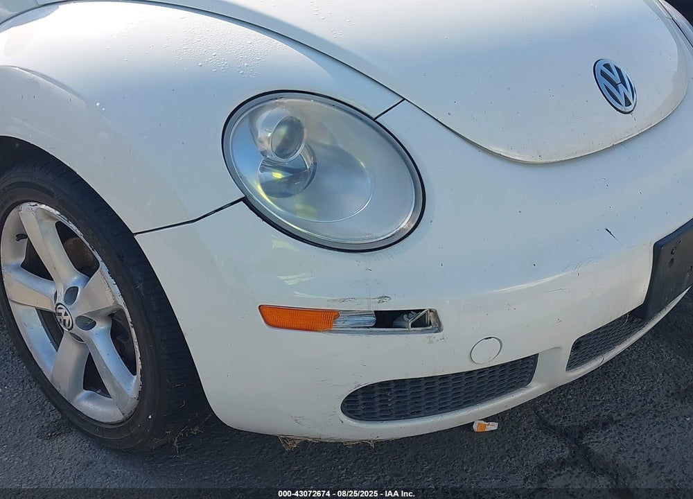 2008 VOLKSWAGEN NEW BEETLE BLACK TIE EDITION/TRIPLE WHITE VIN: 3VWFW31C38M511274