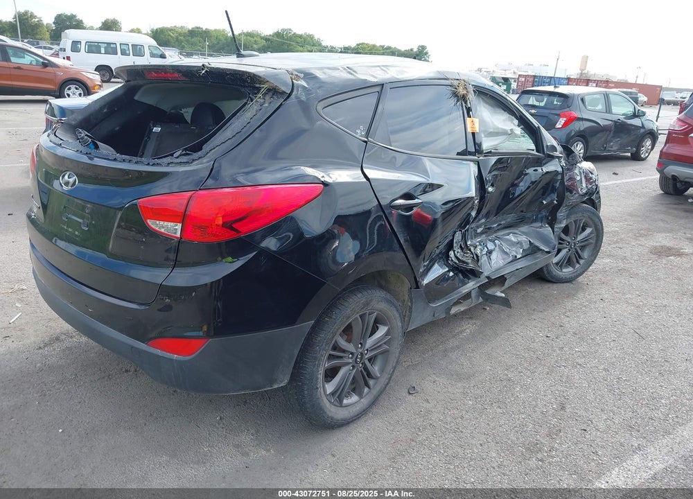 2015 HYUNDAI TUCSON VIN: KM8JT3AF6FU984090