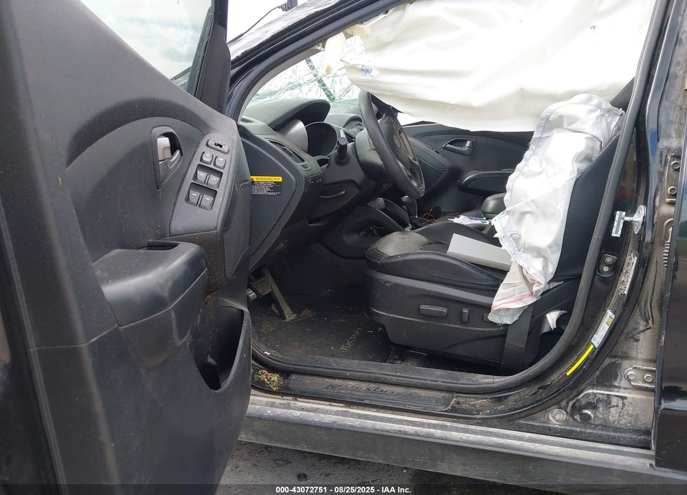 2015 HYUNDAI TUCSON VIN: KM8JT3AF6FU984090