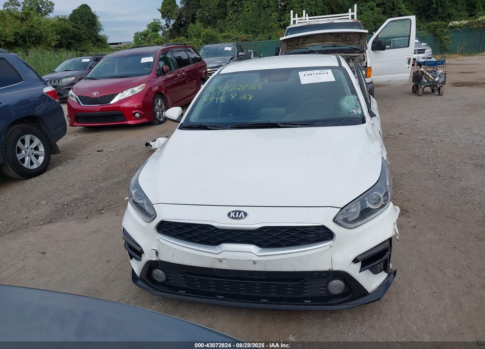 2021 KIA FORTE VIN: 3KPF24AD0ME343871