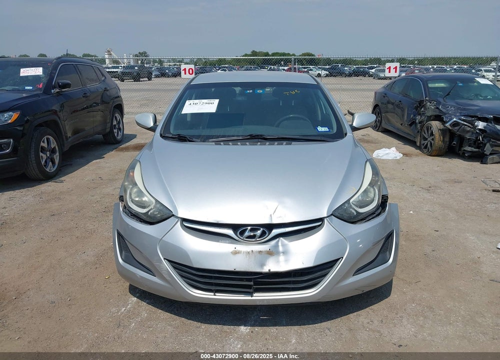 2016 HYUNDAI ELANTRA SE VIN: 5NPDH4AE8GH715813