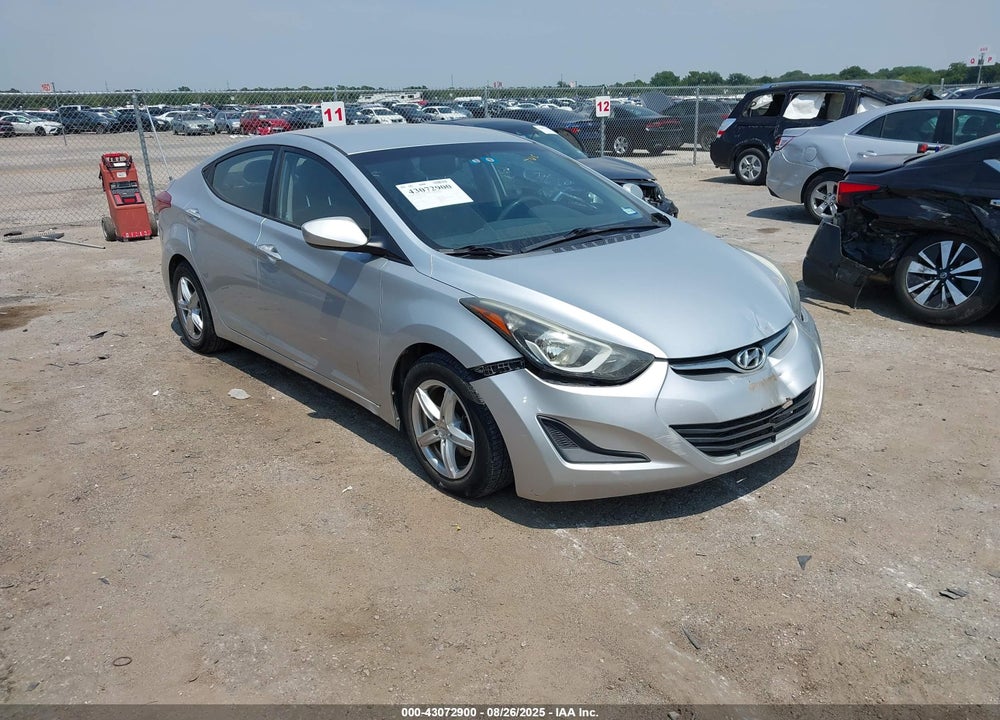 2016 HYUNDAI ELANTRA SE VIN: 5NPDH4AE8GH715813