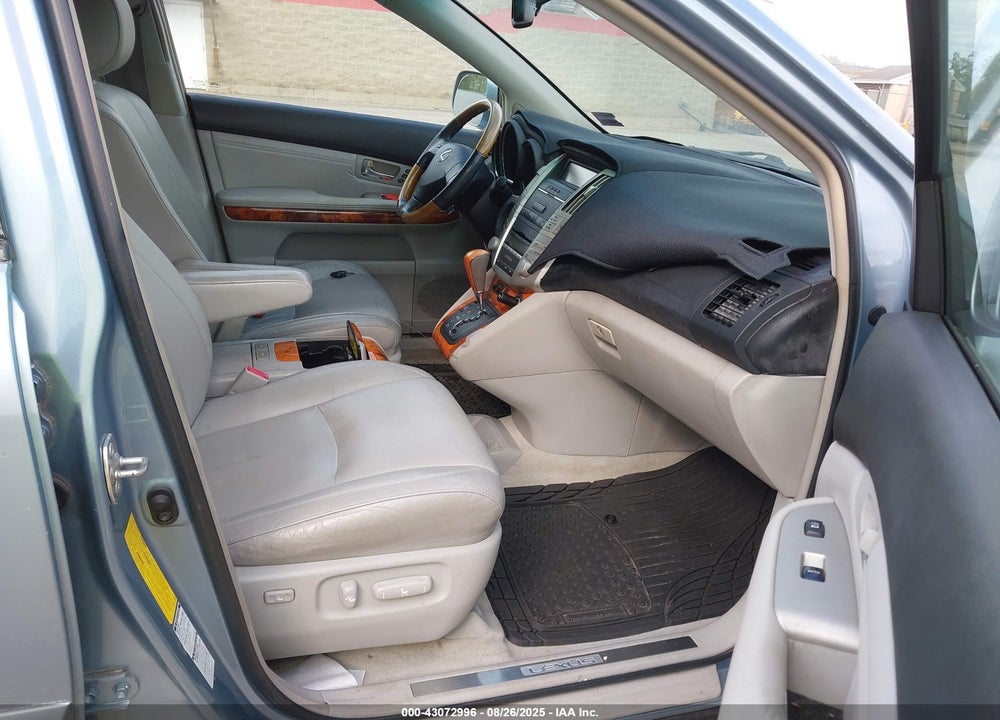2008 LEXUS RX 350 VIN: 2T2HK31U88C055907