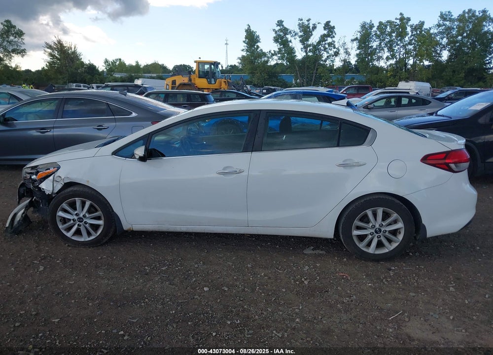 2017 KIA FORTE VIN: 3KPFL4A70HE053904