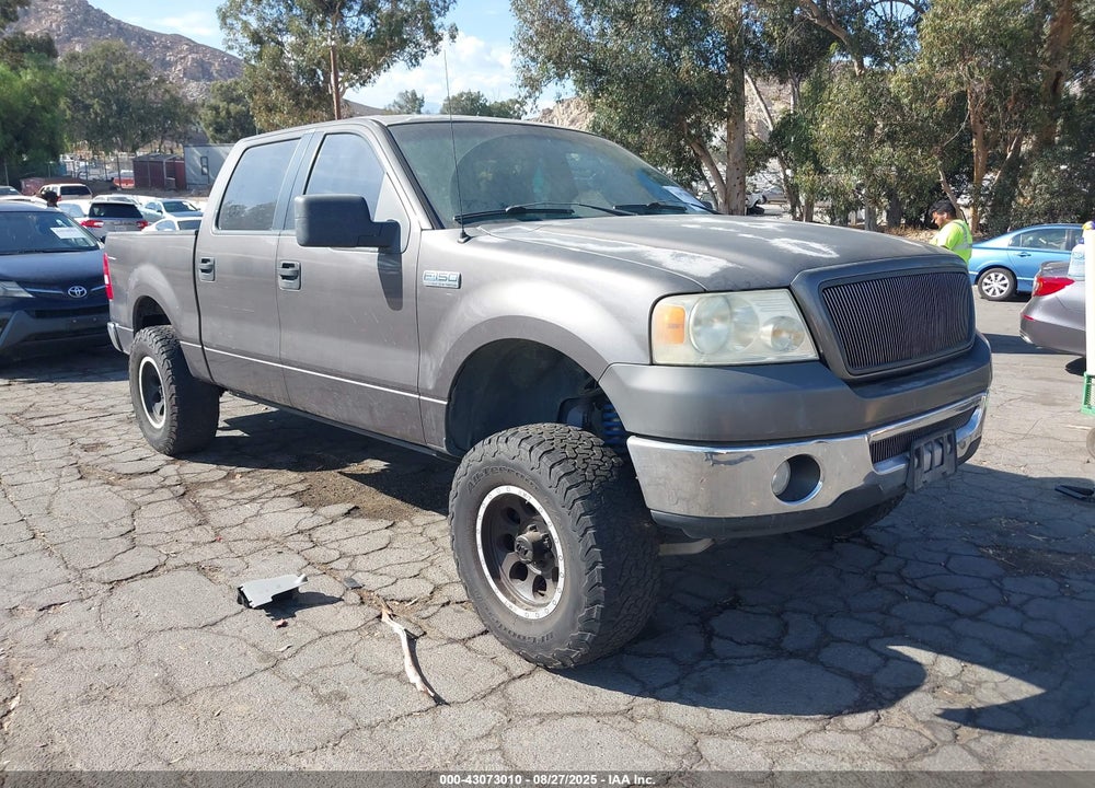 2006 FORD F-150 LARIAT/XLT VIN: 1FTPW12526KC30230