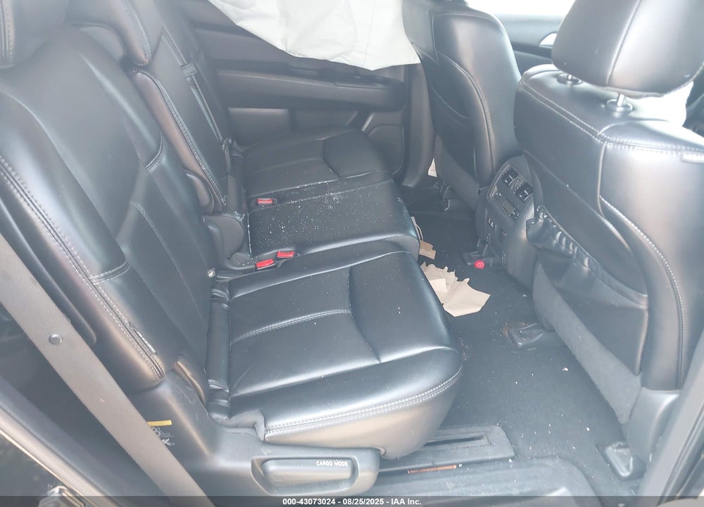 2019 NISSAN PATHFINDER SL VIN: 5N1DR2MN4KC605614