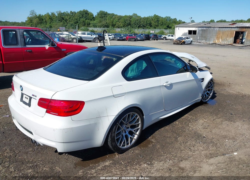 2013 BMW M3 VIN: WBSKG9C58DJ973202