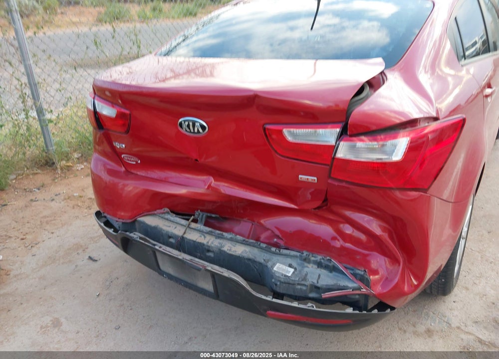 2015 KIA RIO VIN: KNADM4A33F6515714