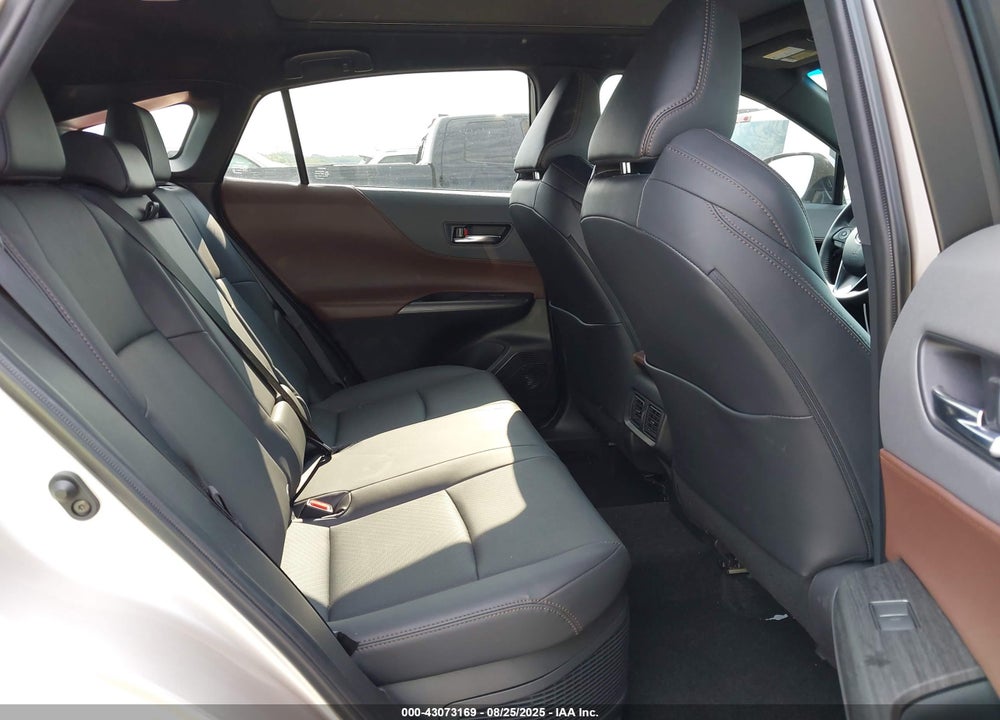 2023 TOYOTA VENZA LIMITED VIN: JTEAAAAH9PJ138888