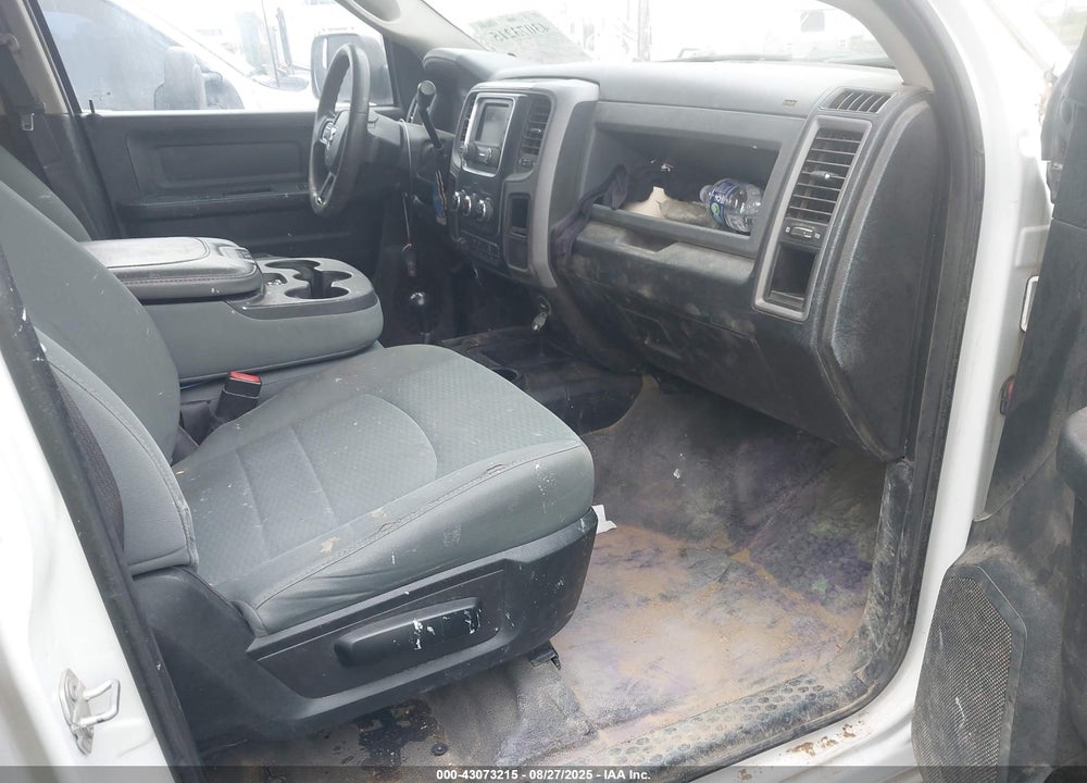 2018 RAM 2500 VIN: 3C6UR5HJ1JG338237