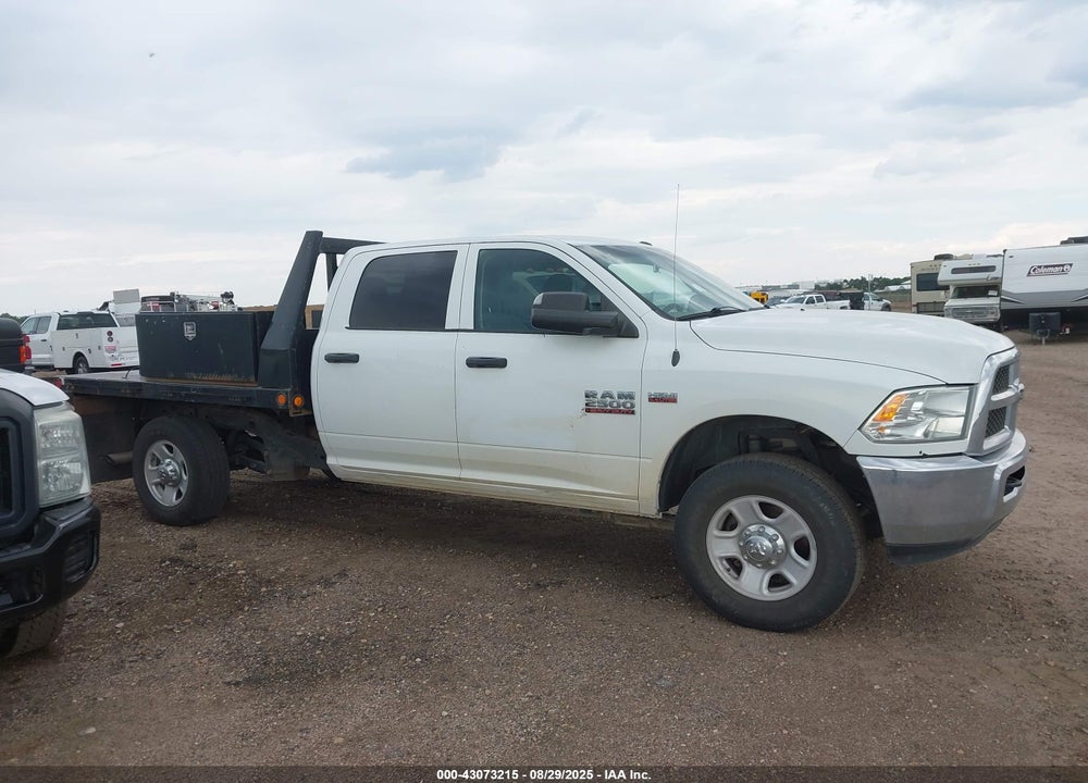2018 RAM 2500 VIN: 3C6UR5HJ1JG338237