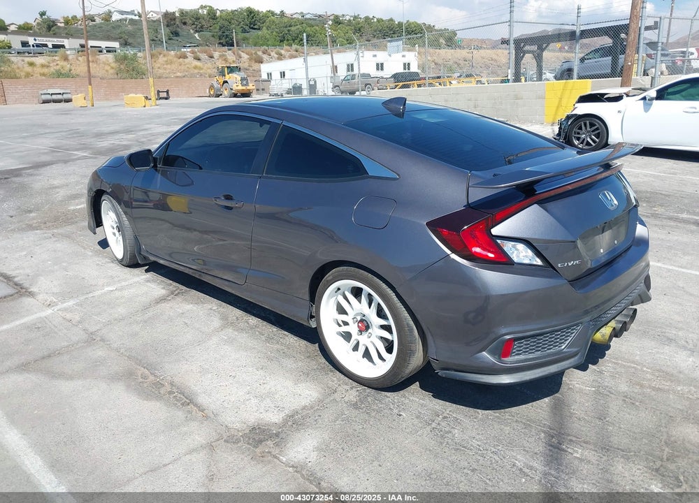 2017 HONDA CIVIC VIN: 2HGFC3A5XHH753685