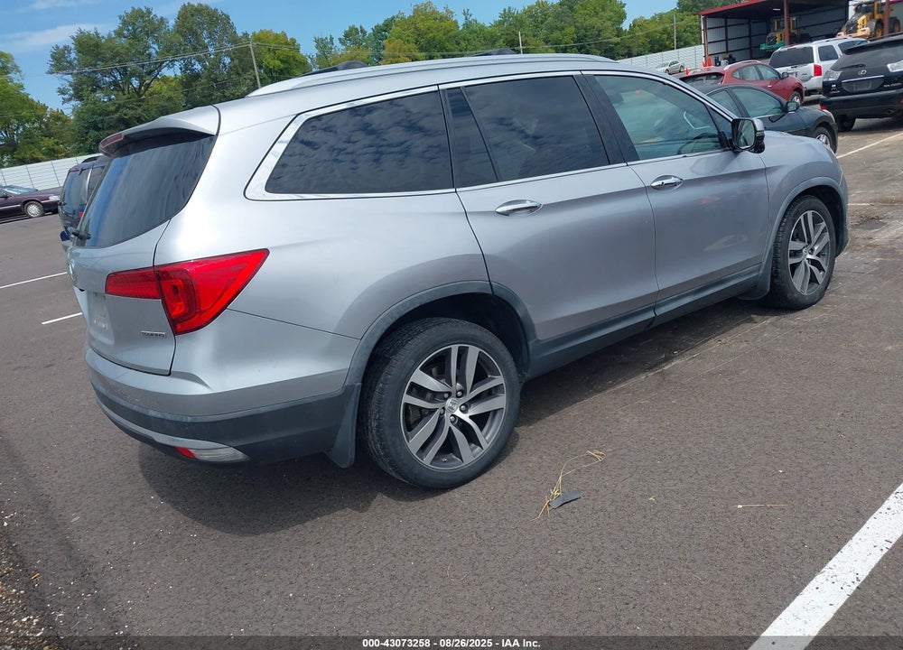 2017 HONDA PILOT VIN: 5FNYF5H90HB014074