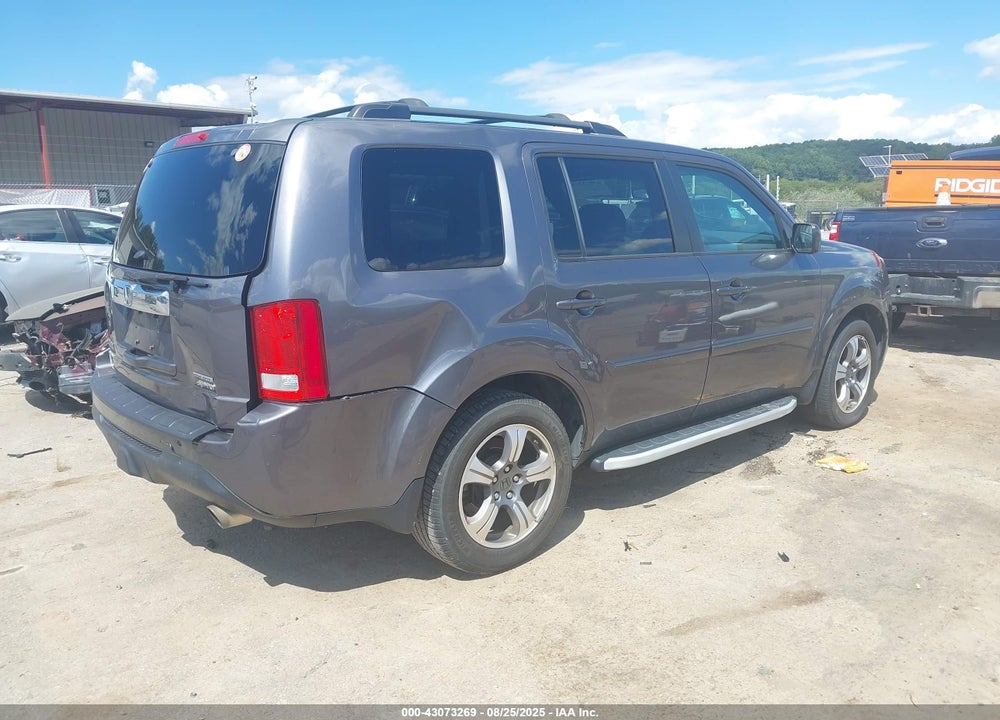 2015 HONDA PILOT VIN: 5FNYF4H32FB058869
